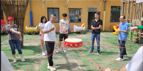 《红星闪闪，快乐盛夏》团建活动